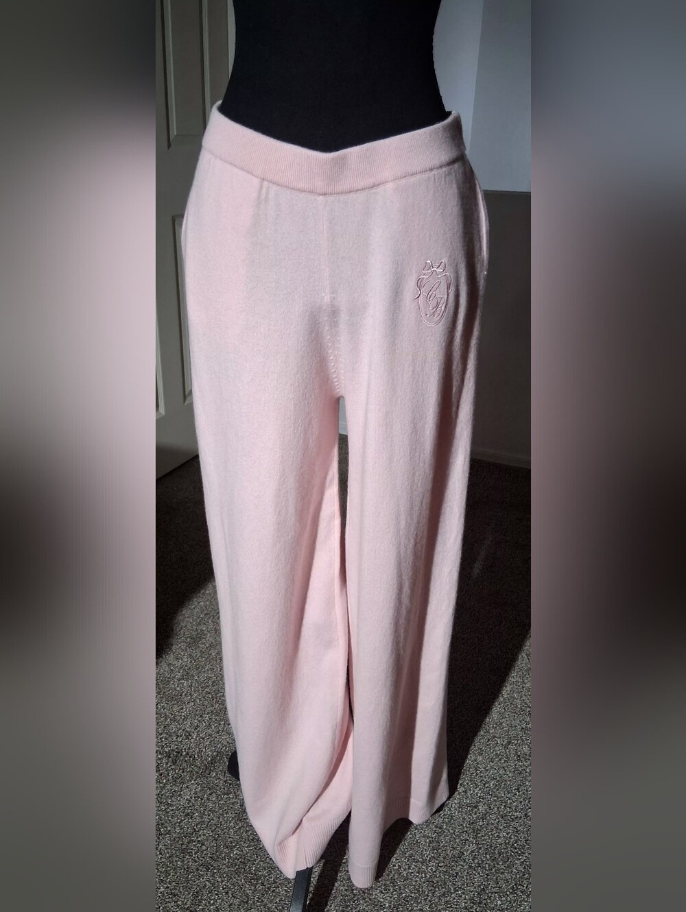 Wool & Cashmere Embroidered Light Pink Wide Leg Knit Pants